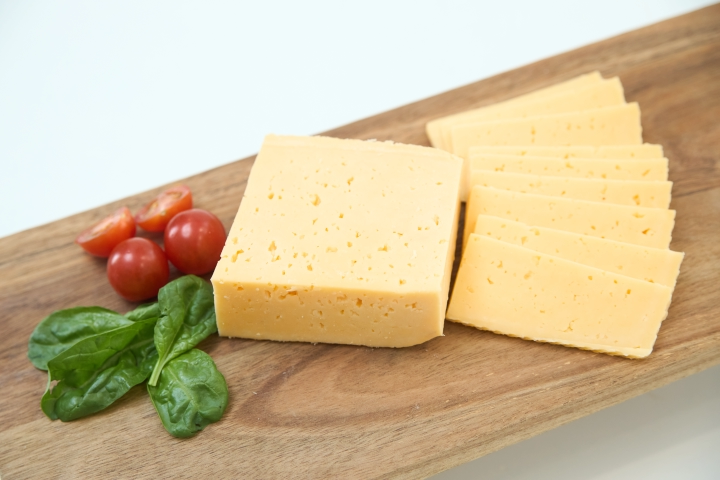 Продукт сирний "Вершковий" ТМ "Славна"